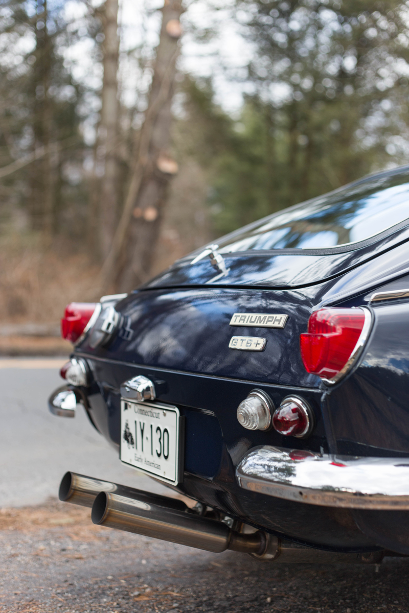 Illustration for article titled Driving a 1970 Triumph GT6+ Reminds You Cars Once Had Steep Learning Curves